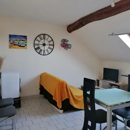 Climatise Avec Parking Prive A La Fontaine Apartment