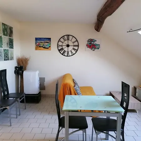 Apartment Climatise Avec Parking Prive A La Fontaine