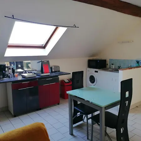 Climatisé Avec Parking Privé à La Fontaine Doué-la-Fontaine