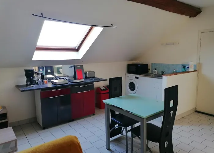 Climatisé Avec Parking Privé à La Fontaine Doué-la-Fontaine