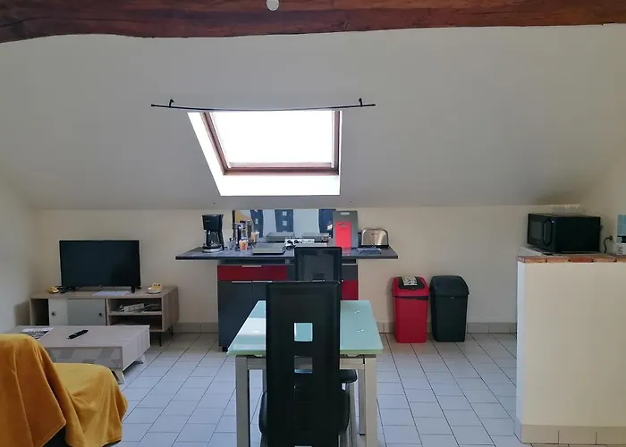 Climatisé Avec Parking Privé à La Fontaine Appartamento Doué-la-Fontaine